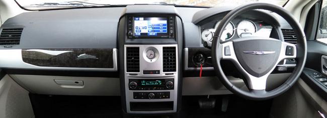 Chrysler Grand Voyager 2.8 CRD Review: Space box – photo 4