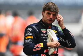 Verstappen Sweeps Singapore Sprint, Claims First Marina Bay Grand Prix Pole