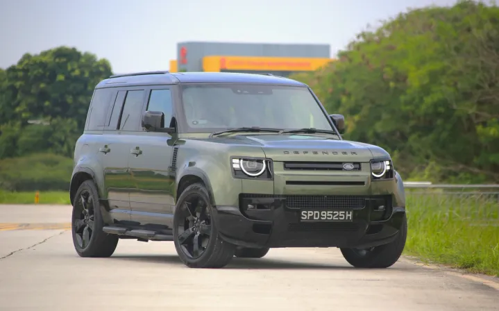 Land Rover Defender 110 X-Dynamic HSE P425 V8 Review: The Last Great British Roar