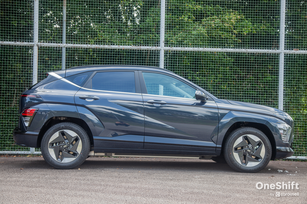 Hyundai Kona Electric Standard Range Sunroof Review: Designed Ground Up as an EV – photo 2