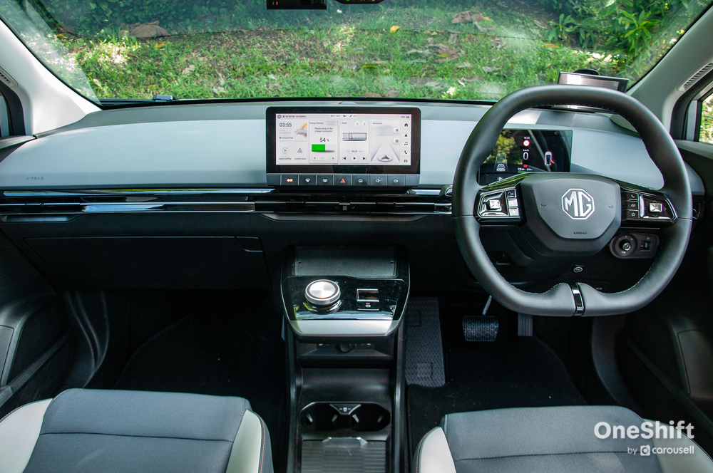 MG4 EV Review: Electrifying Hatchback Joy, Redefined – photo 36