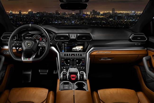 Lamborghini Urus Debuts in Singapore – photo 2