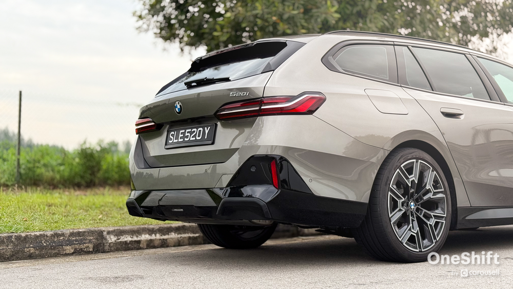 BMW 5 Series 520i M Sport Touring Review: World Tour – photo 21