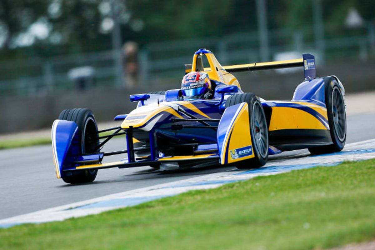 FE: Official testing for season 2 kicks off | OneShift by Carousell