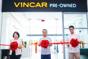 VINCAR Reopens Refurbished Pre-Owned Showroom