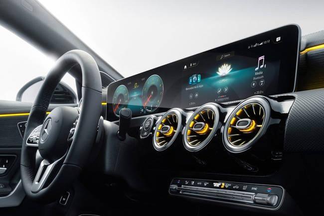 The new Mercedes-Benz CLA Shooting Brake - Sports Car with Load Space – photo 2