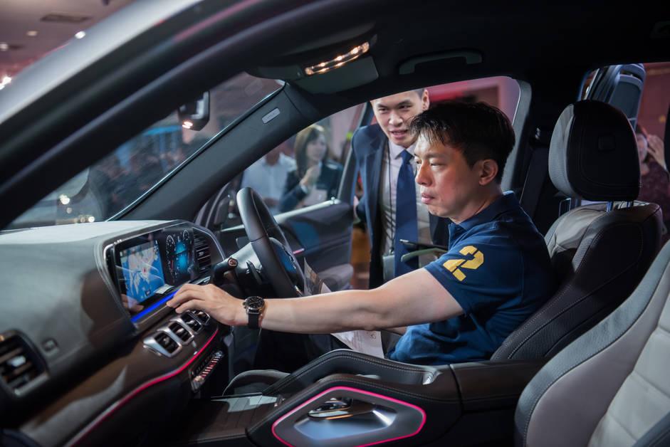Mercedes-Benz Launches The GLE, Their E-Class SUV – photo 6