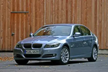 BMW 3 Series Sedan 335i (A) 2010