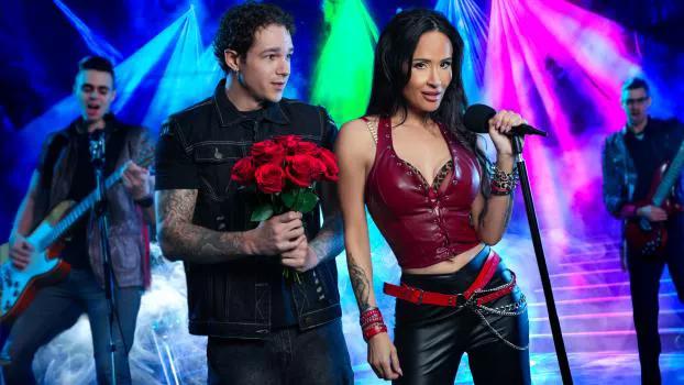 [GotMylf] Izi Blu (Rockstar Milf Takes Roadie on an Exclusive VIP Tour | Xporn