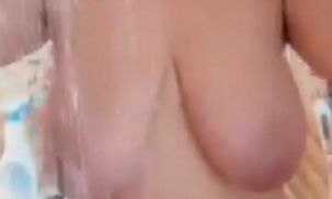 Desi MILF Showing Big Boobs | Xmovies.Site