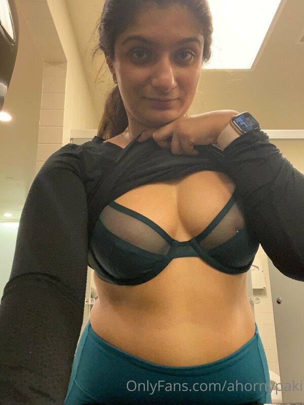 Popular Pakistani Onlyfans Model AHornyPaki 8 BG Onlyfans Videos Part 8 | Xporn