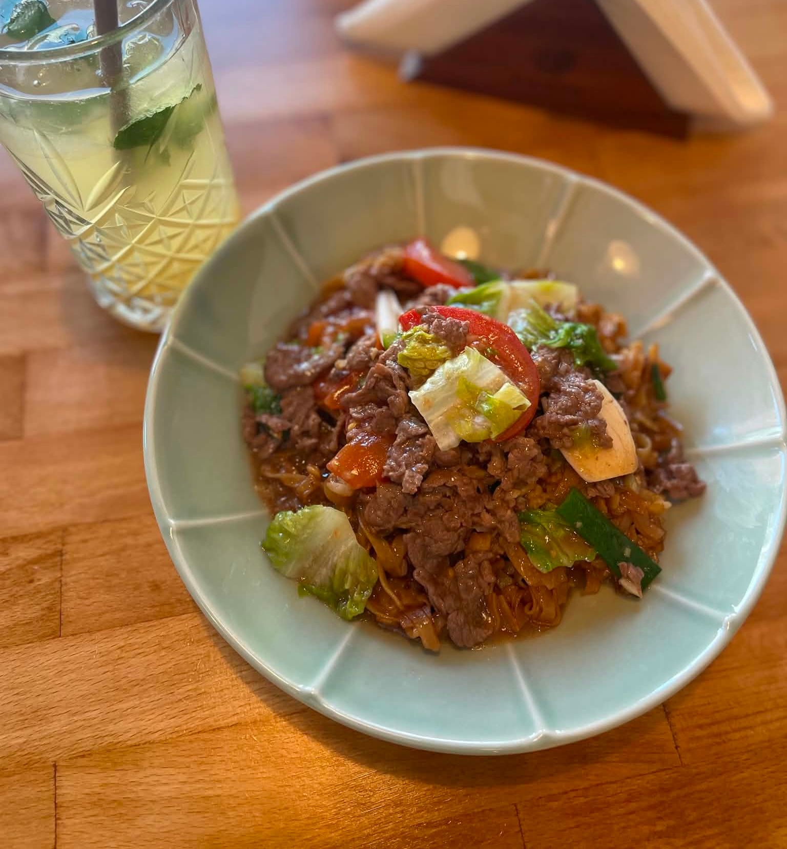 Stir-Fried Rice Noodles with Beef