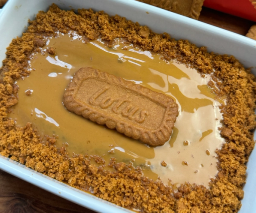 Lotus Biscoff kaka i mikron med 5 ingredienser