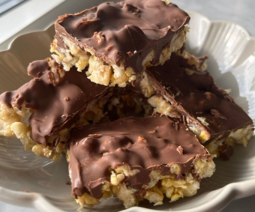 Chocolate Bars on corn cakes