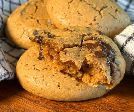 Cookies with peanut butter and chocolate