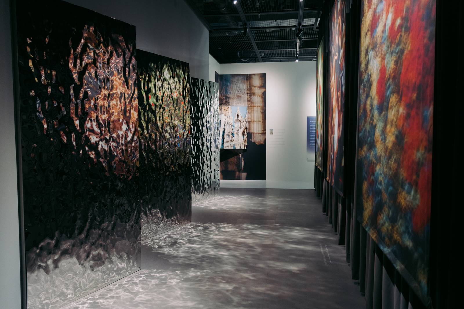 Exhibition - GroundSeeSaw East - Seoul  || "slide"}-5