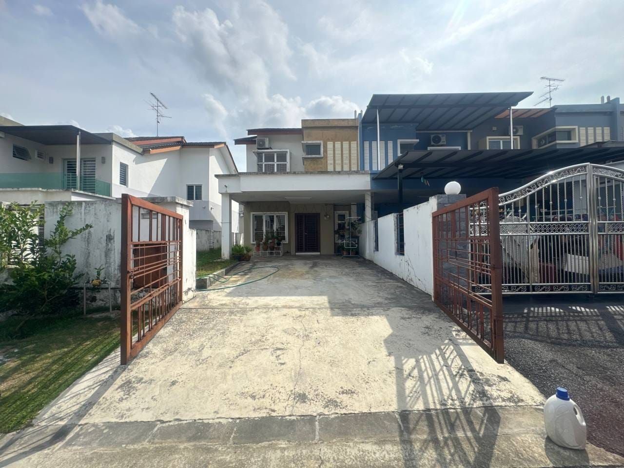 Double Storey Setia Indah Endlot โ photo 1 of 6