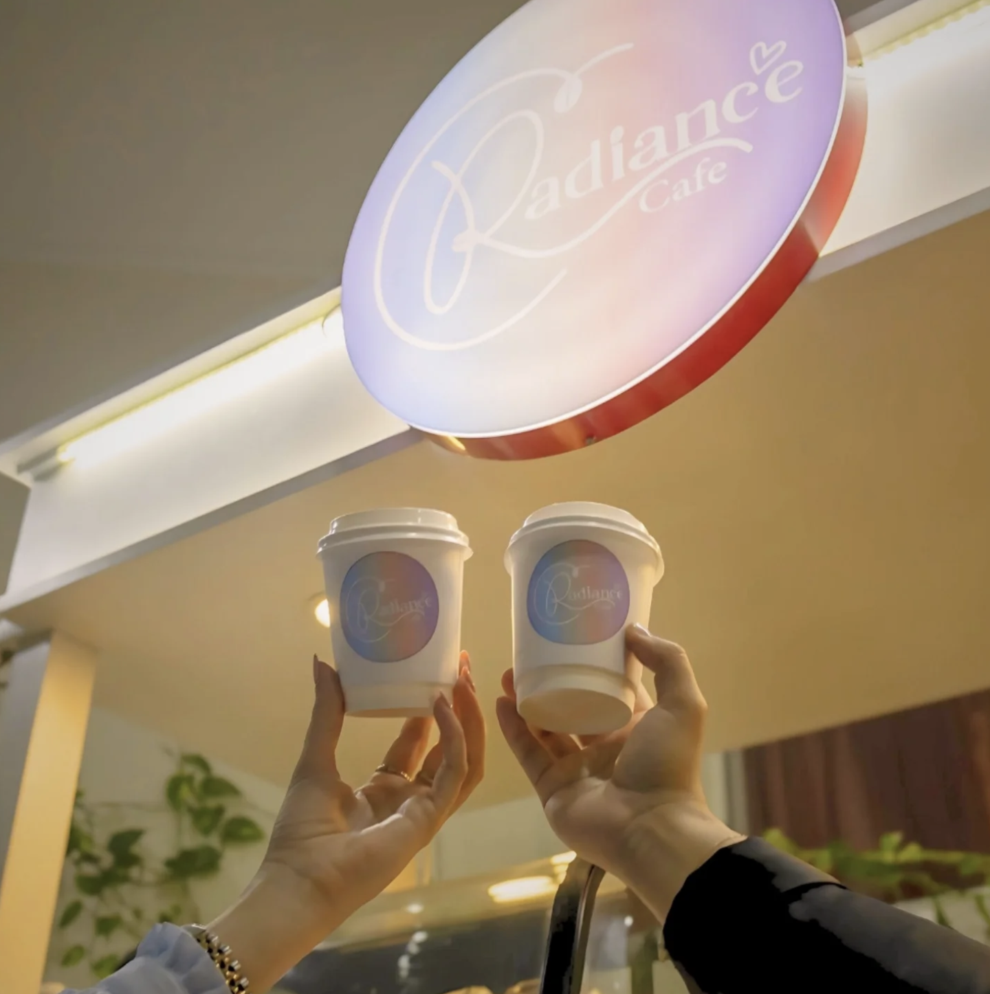 Radiance Café وتجربتها المرتبطة بثقافة رياضة المحركات
