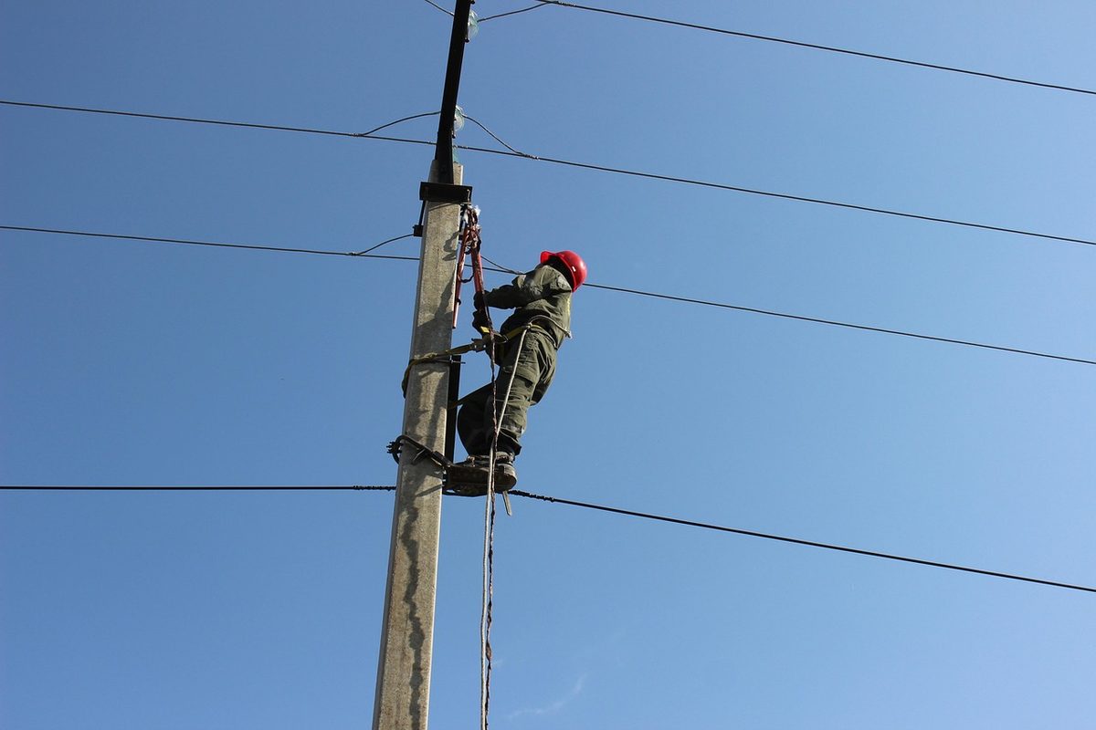 AI Tools Helping Electricians Stay Fully Booked