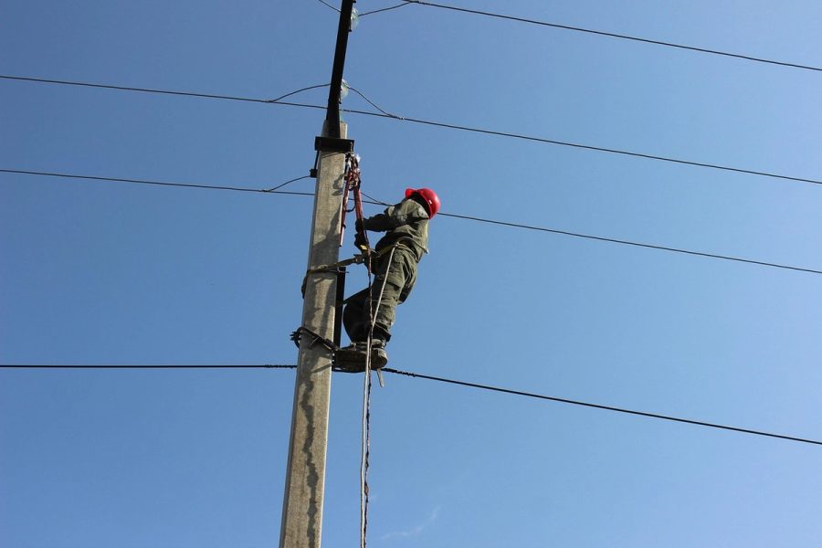 AI Tools Helping Electricians Stay Fully Booked thumbnail