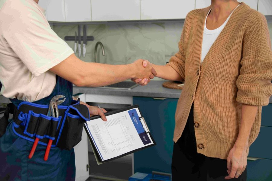 How AI Invoice Follow-Ups Recover Unpaid Plumbing Bills thumbnail
