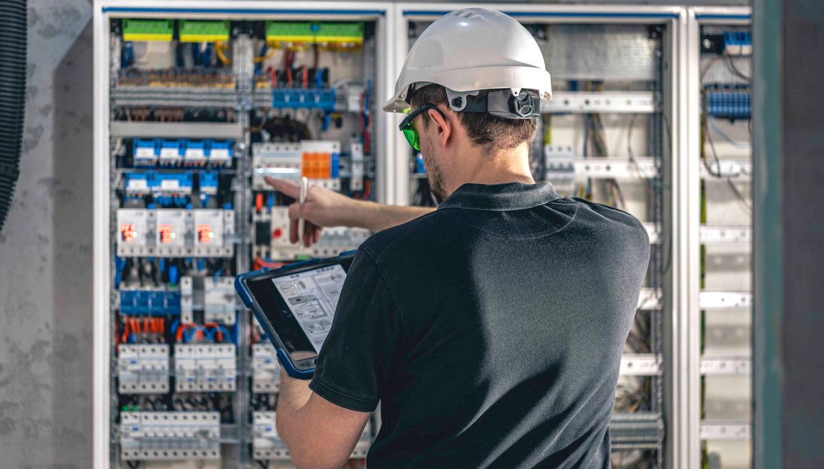 How AI Quote Sending Wins Commercial Electrical Jobs