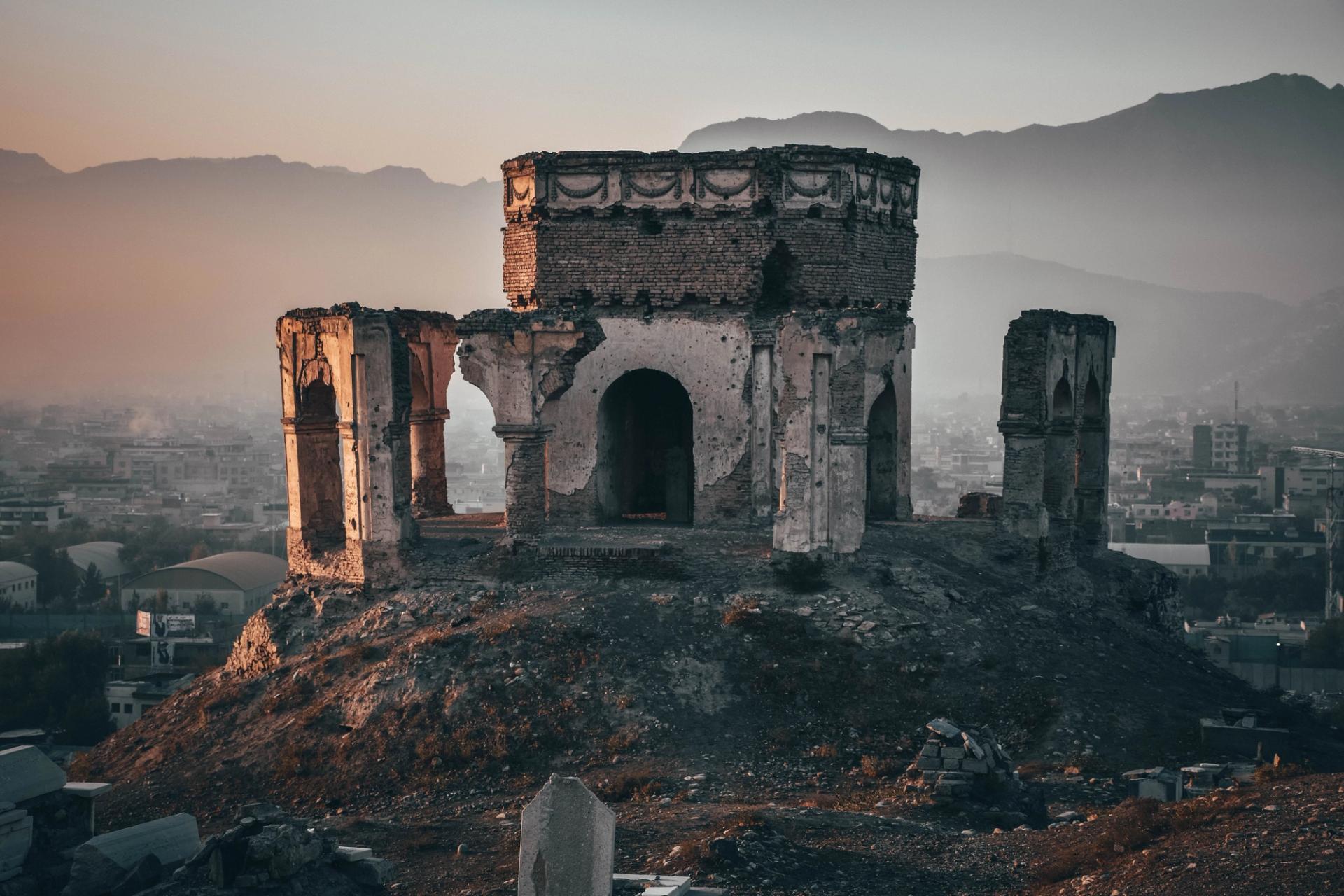 Timeless Wonders: Exploring Ancient Ruins and Archaeological Sites