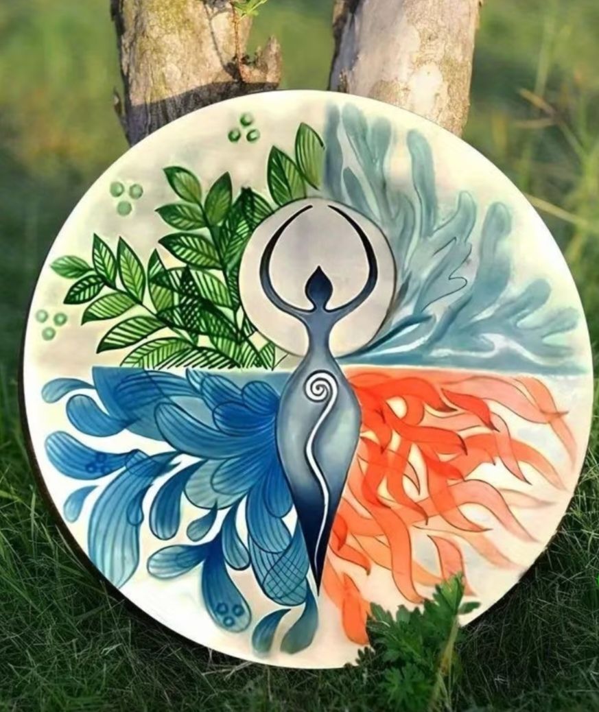 Tambor pequeño con la imagen de Gaia