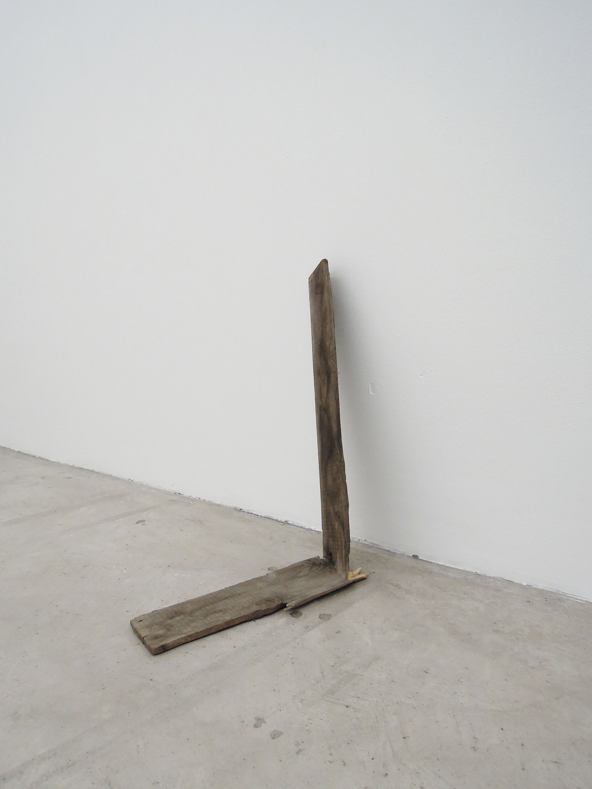 A valve for a spontaneous aggression (Lucerne), 2014, broken plank, dimensions variable