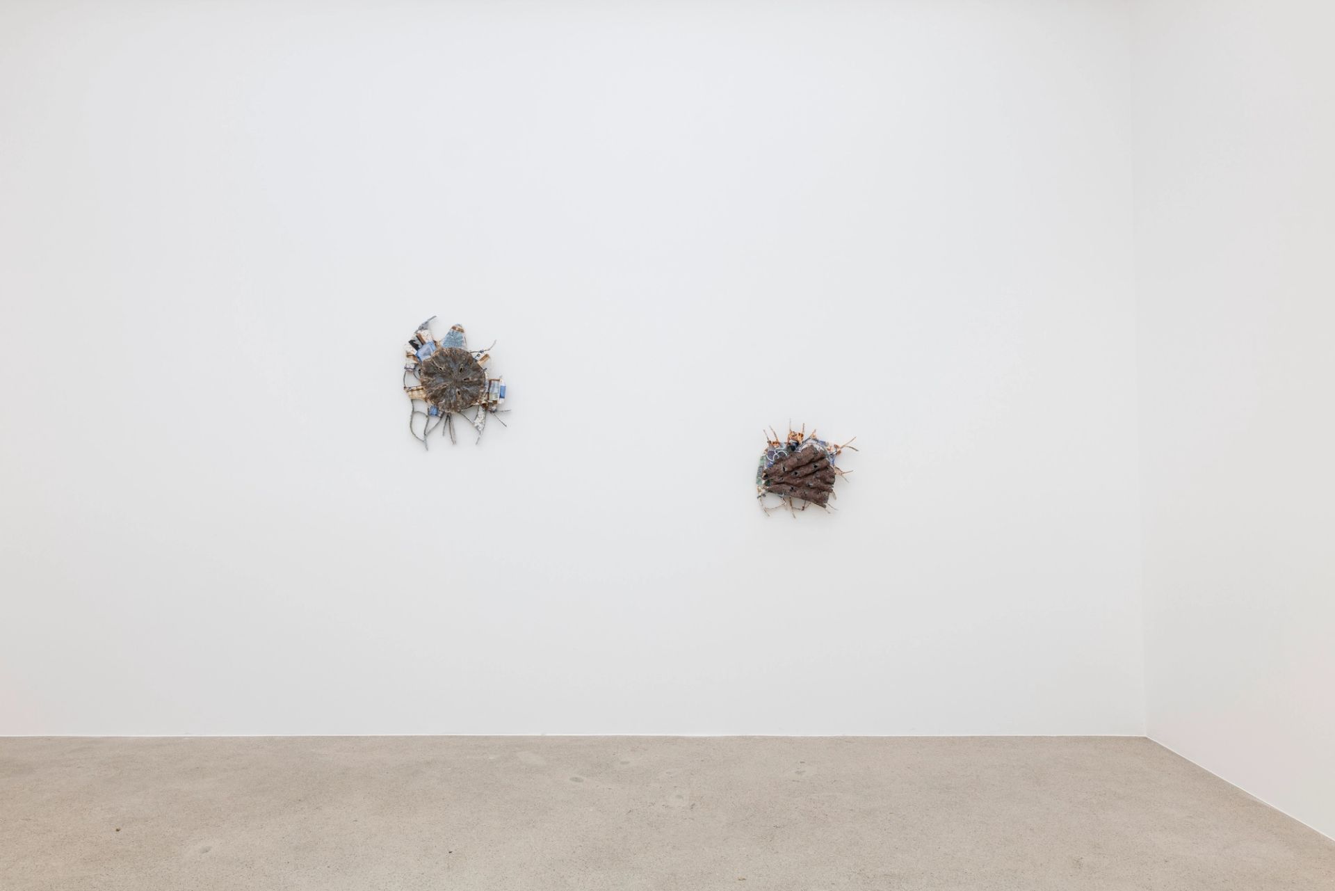 Dear Reality: ASMA, Jose Bonell, Michele Cesaratto, Veronika Hilger, Isaac Lythgoe, Isabel Nuño de Buen, 2025, installation view at Sperling, Munich, photo: Sebastian Kissel