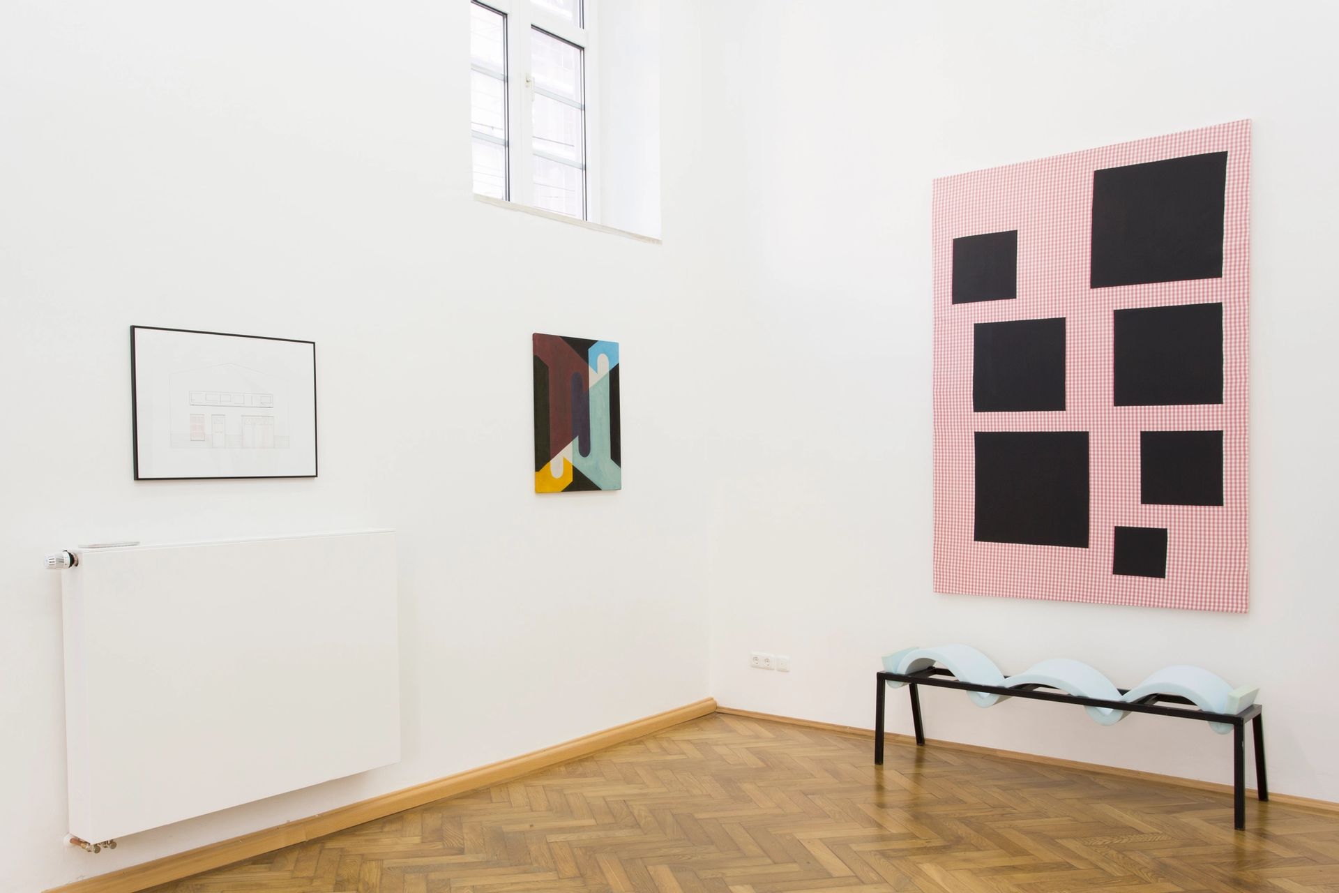 Installation view: Elvire Bonduelle, “waiting room #4”, 2015  (Elvire Bonduelle, Émile Vappereau, Nicholas Chardon)