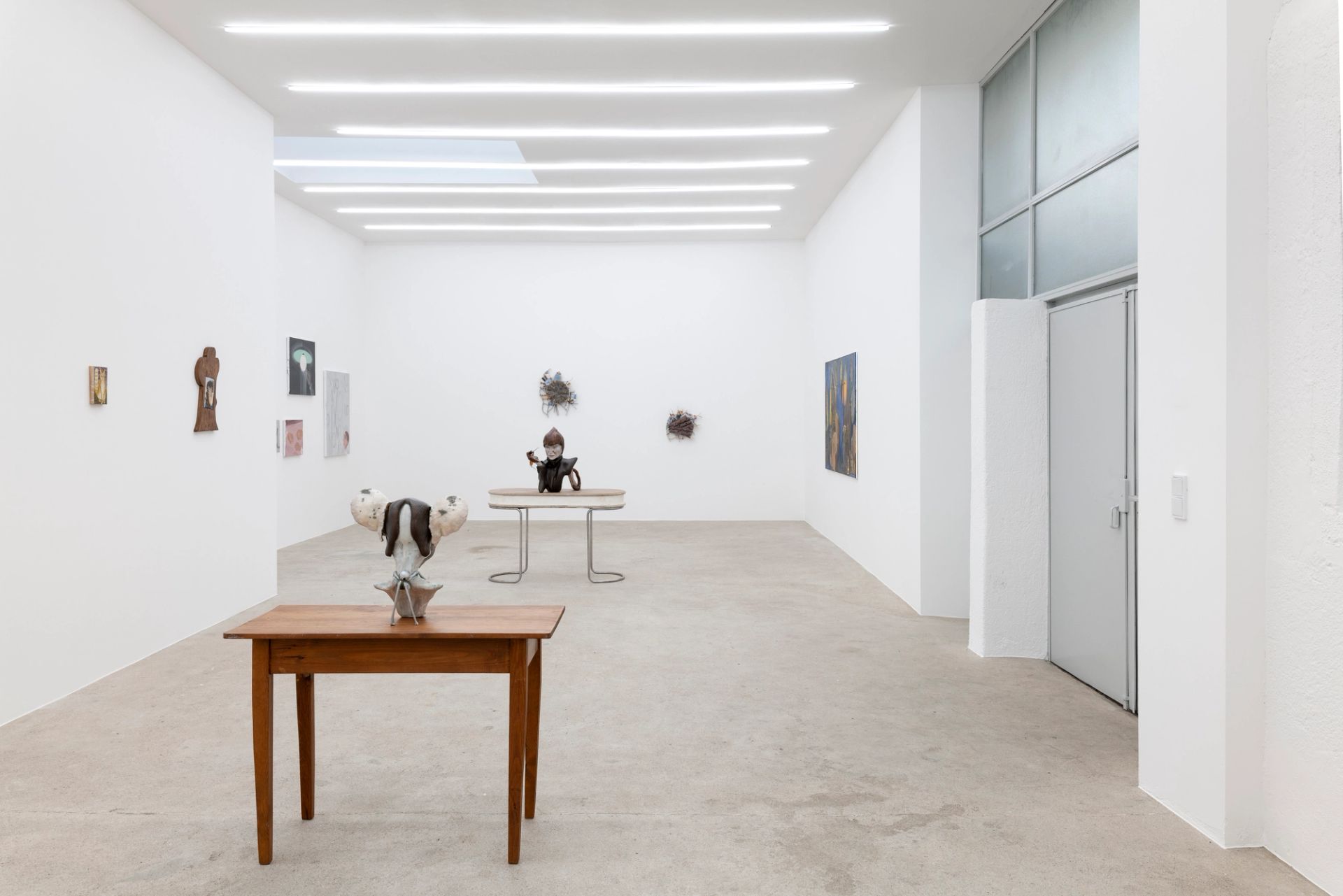 Dear Reality: ASMA, Jose Bonell, Michele Cesaratto, Veronika Hilger, Isaac Lythgoe, Isabel Nuño de Buen, 2025, installation view at Sperling, Munich, photo: Sebastian Kissel
