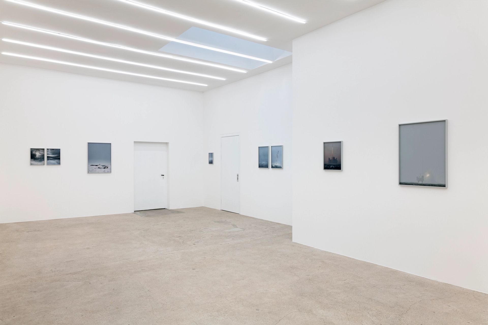 Anna Vogel, Fly In Fly Out, 2025, exhibition view at Sperling, Munich, photo: Sebastian Kissel