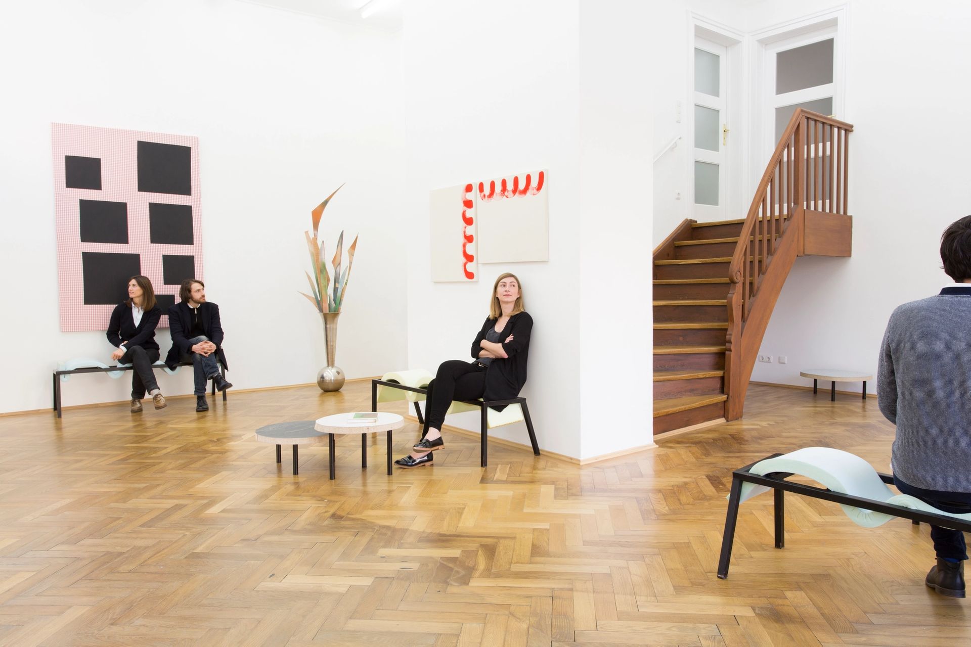 Installation view: Elvire Bonduelle, “waiting room #4”, 2015