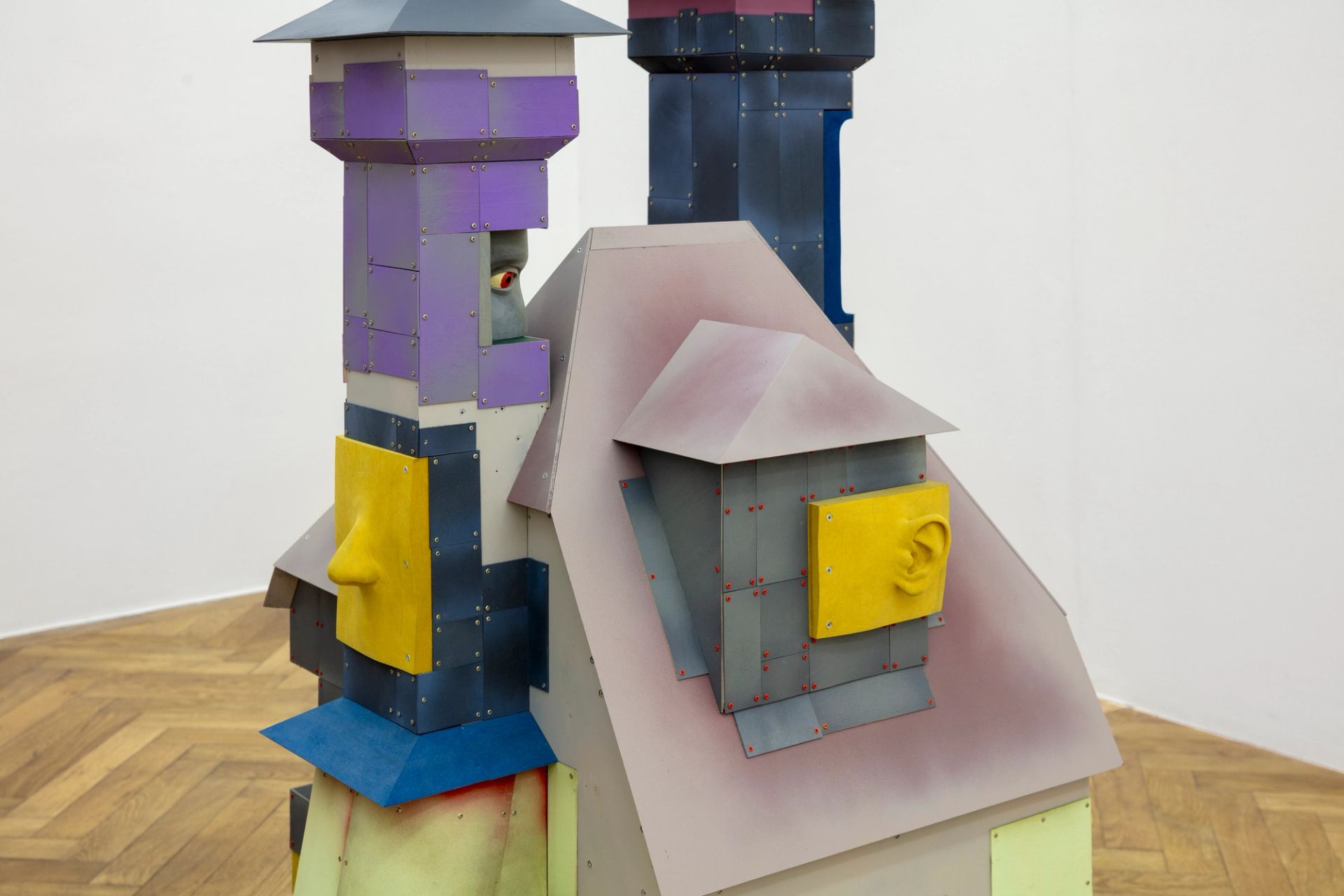 Lukas Hoffmann, Schloss, 2024, MDF, paper, wood, screws, spray-paint, 158 × 102 × 75 cm 