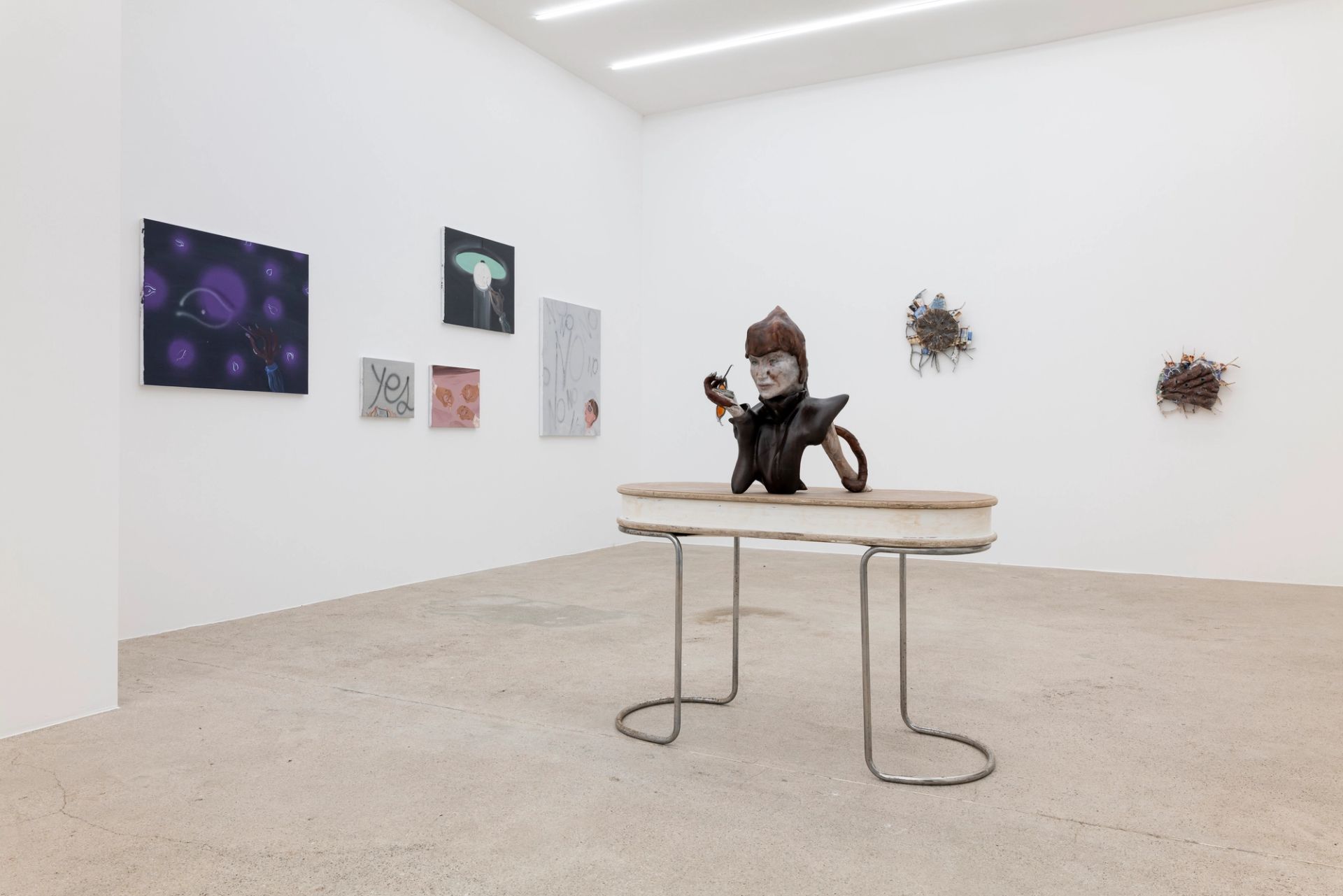 Dear Reality: ASMA, Jose Bonell, Michele Cesaratto, Veronika Hilger, Isaac Lythgoe, Isabel Nuño de Buen, 2025, installation view at Sperling, Munich, photo: Sebastian Kissel