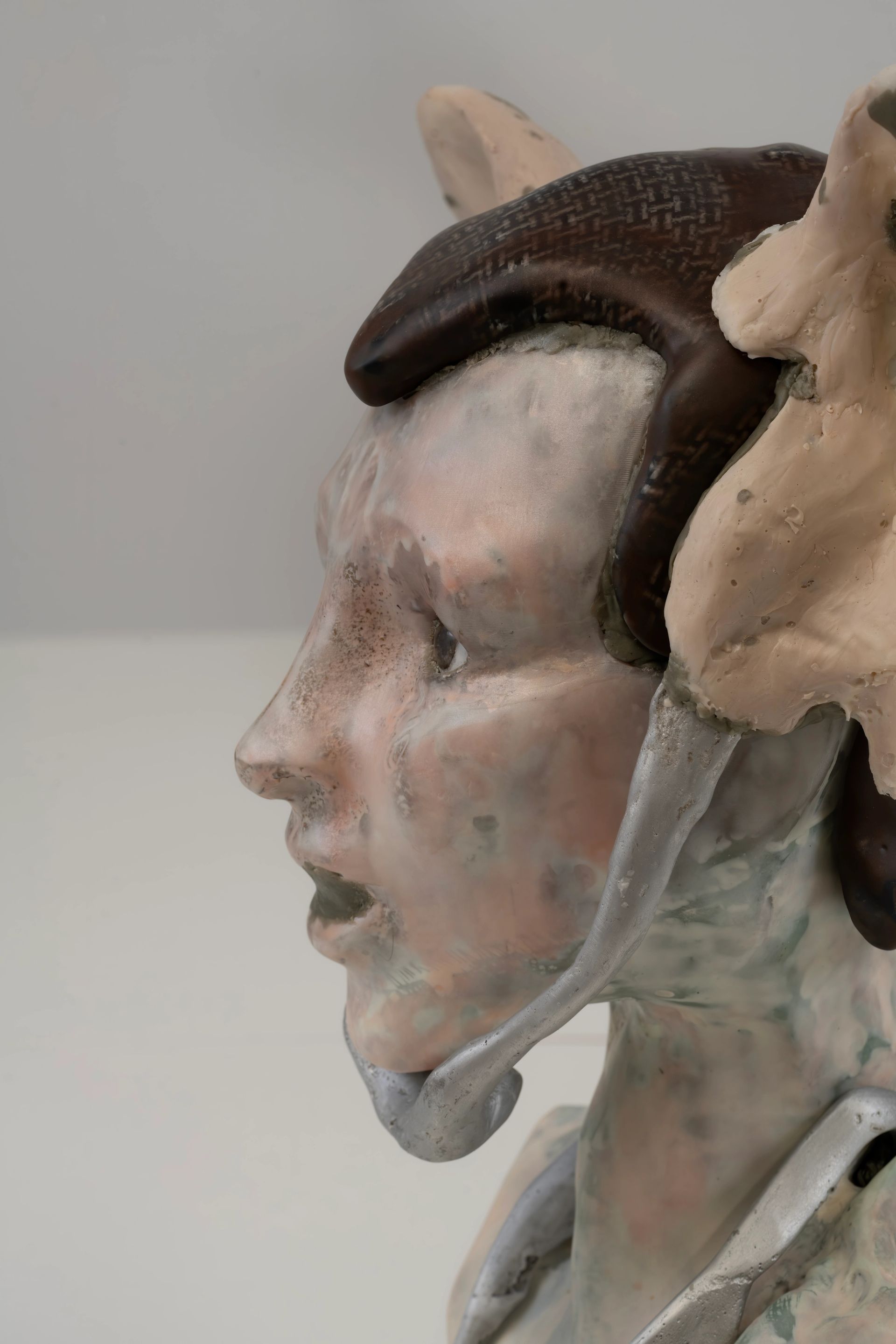 Isaac Lythgoe, Wherever you go there you are, 2025, carbon fibre, epoxy, fibreglass, cast aluminium, PETG, acrylic, pigments, automotive finishes, stainless steel, lacquers, 42 × 42 × 22 cm