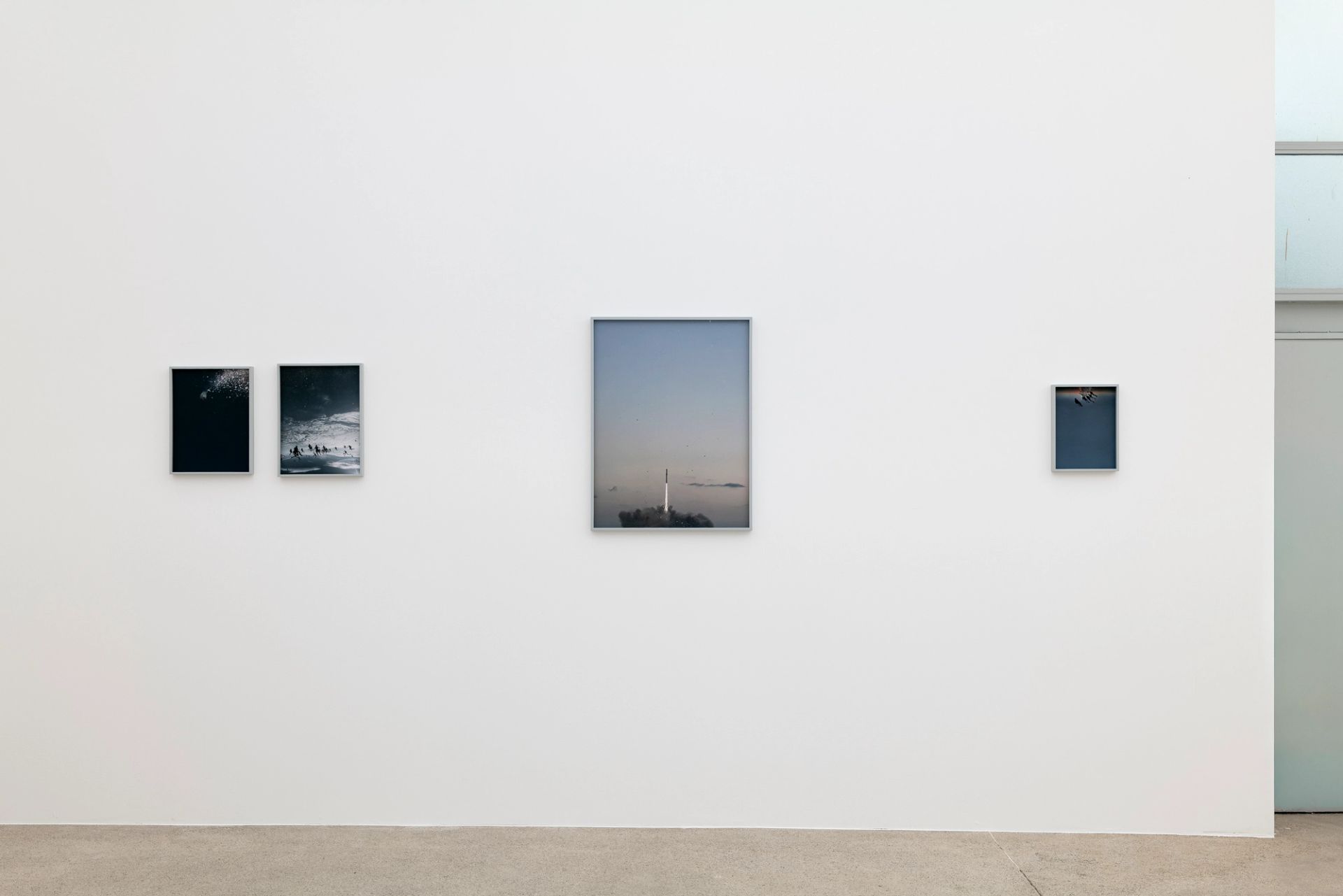 Anna Vogel, Fly In Fly Out, 2025, exhibition view at Sperling, Munich, photo: Sebastian Kissel
