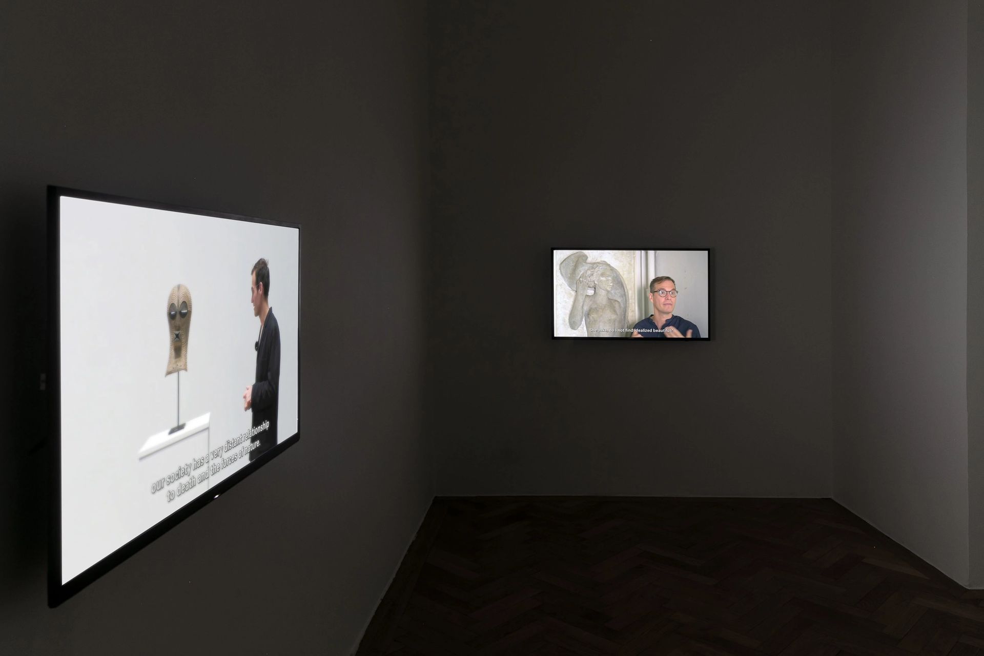 Exhibition view: Thomas Geiger, “The Ghost is present”, 2021, photo: Sebastian Kissel