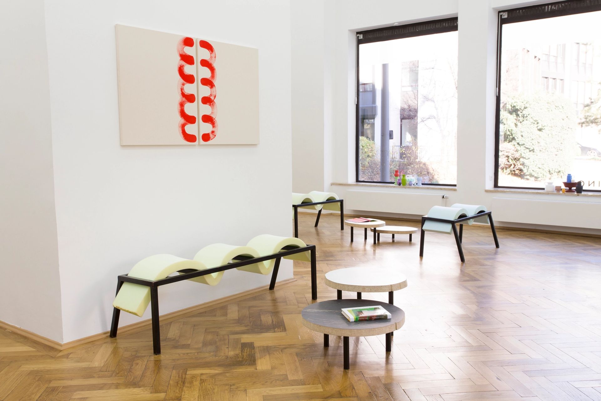 Installation view: Elvire Bonduelle, “waiting room #4”, 2015 (Elvire Bonduelle)