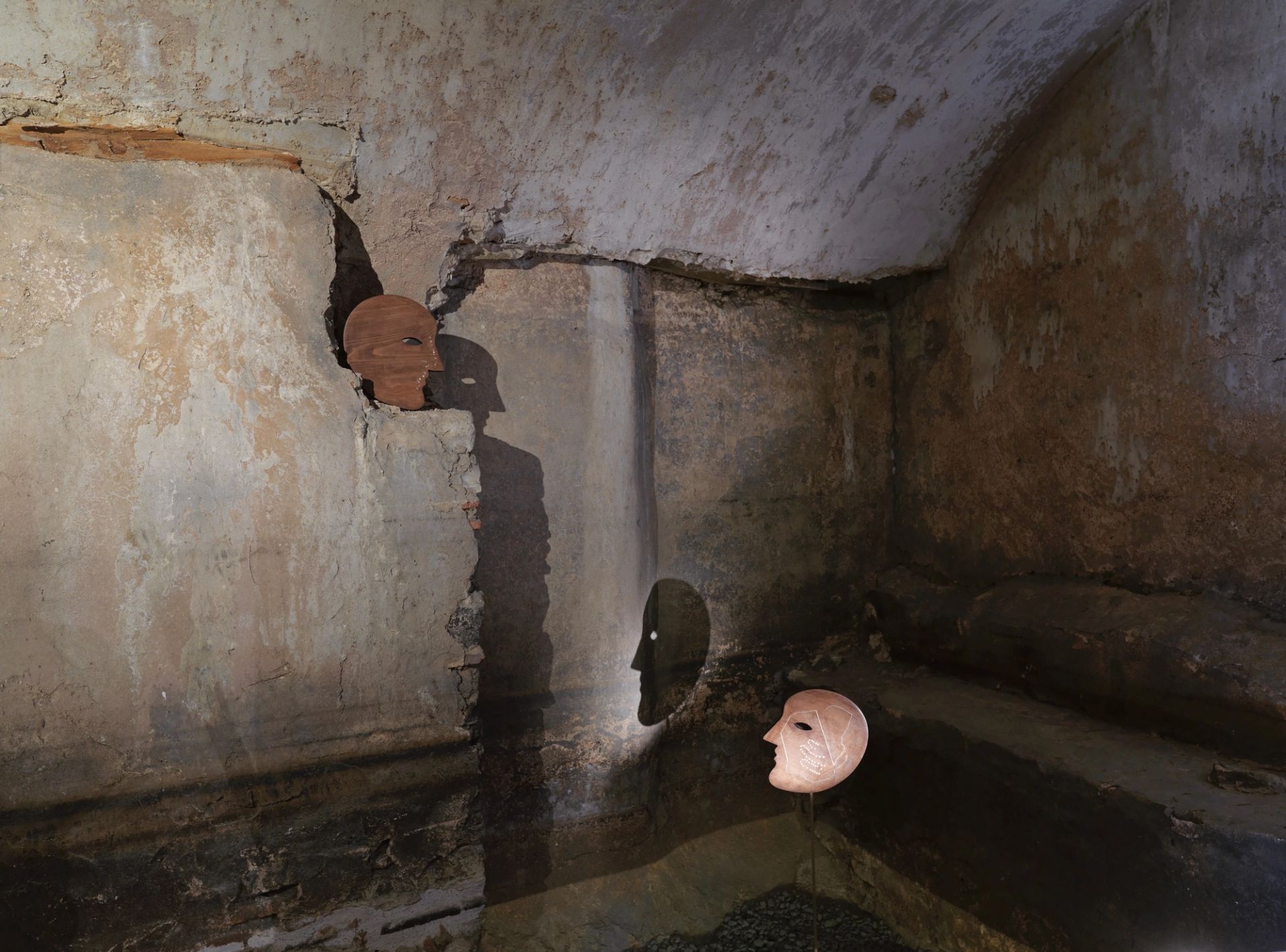 Murmurations, curated by Anlam De Coster , Zeyrek Çinili Hamam, Istanbul 2025