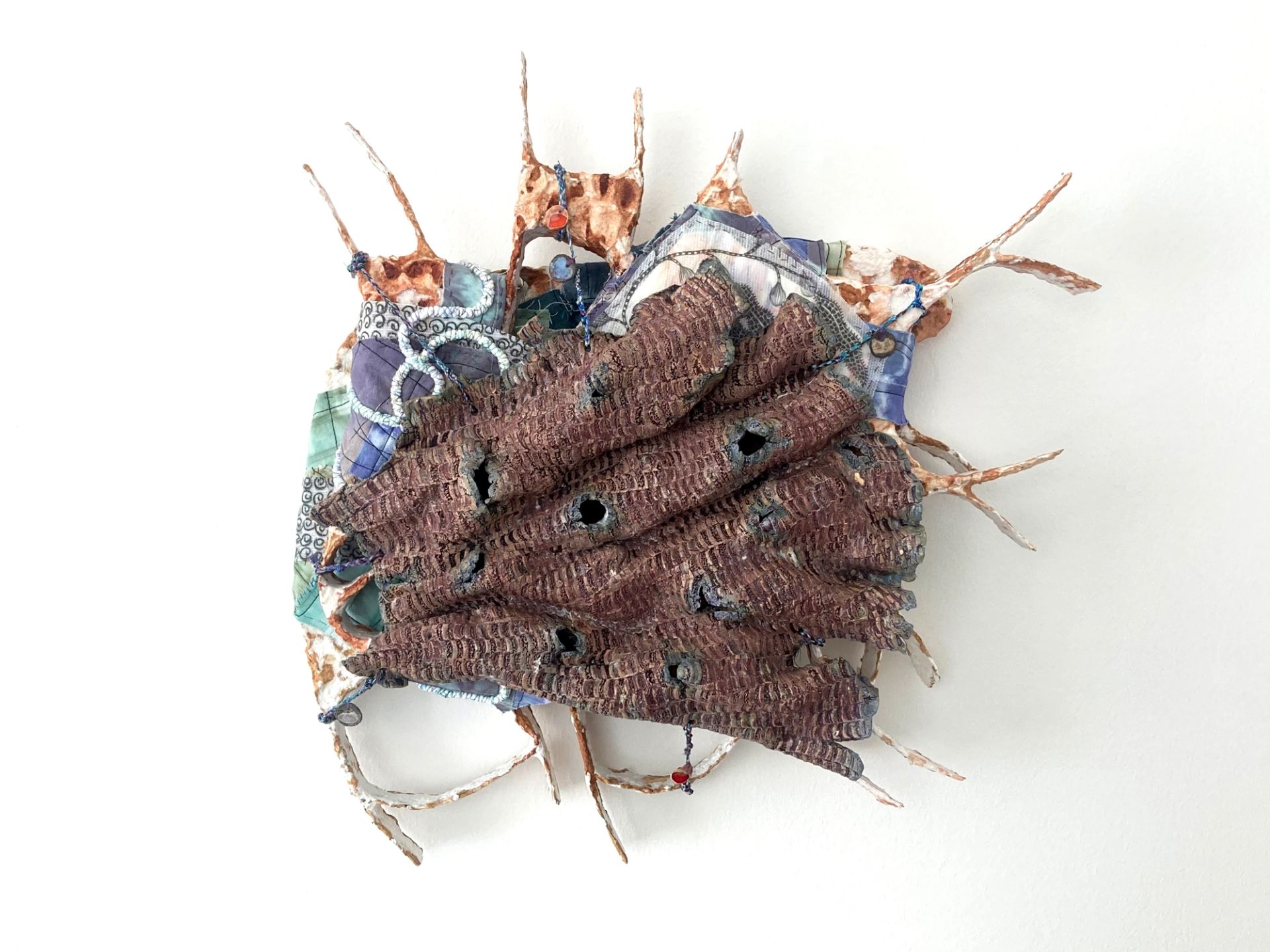Isabel Nuño de Buen, Codex 50 (thinking of you – 1.8. light years distant), 2025, Paper maché, wire, glazed ceramic, yarn, transparent paper, paper, graphite, charcoal, watercolor, muslin, hand dyed fabric, hand made cords, 47.5 × 48 × 12 cm, (Courtesy: Chris Sharp, LA)