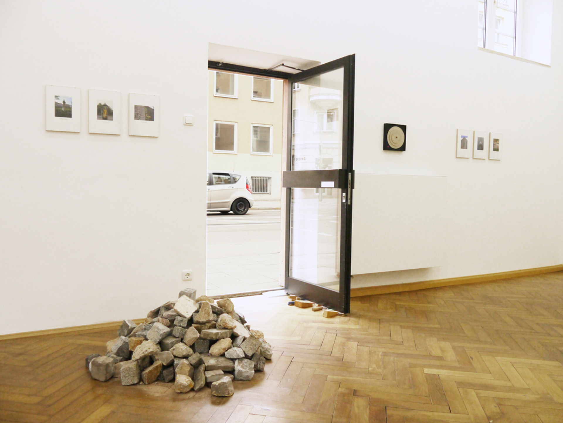 Installation view: Thomas Geiger, “Skulptürchen”, 2015