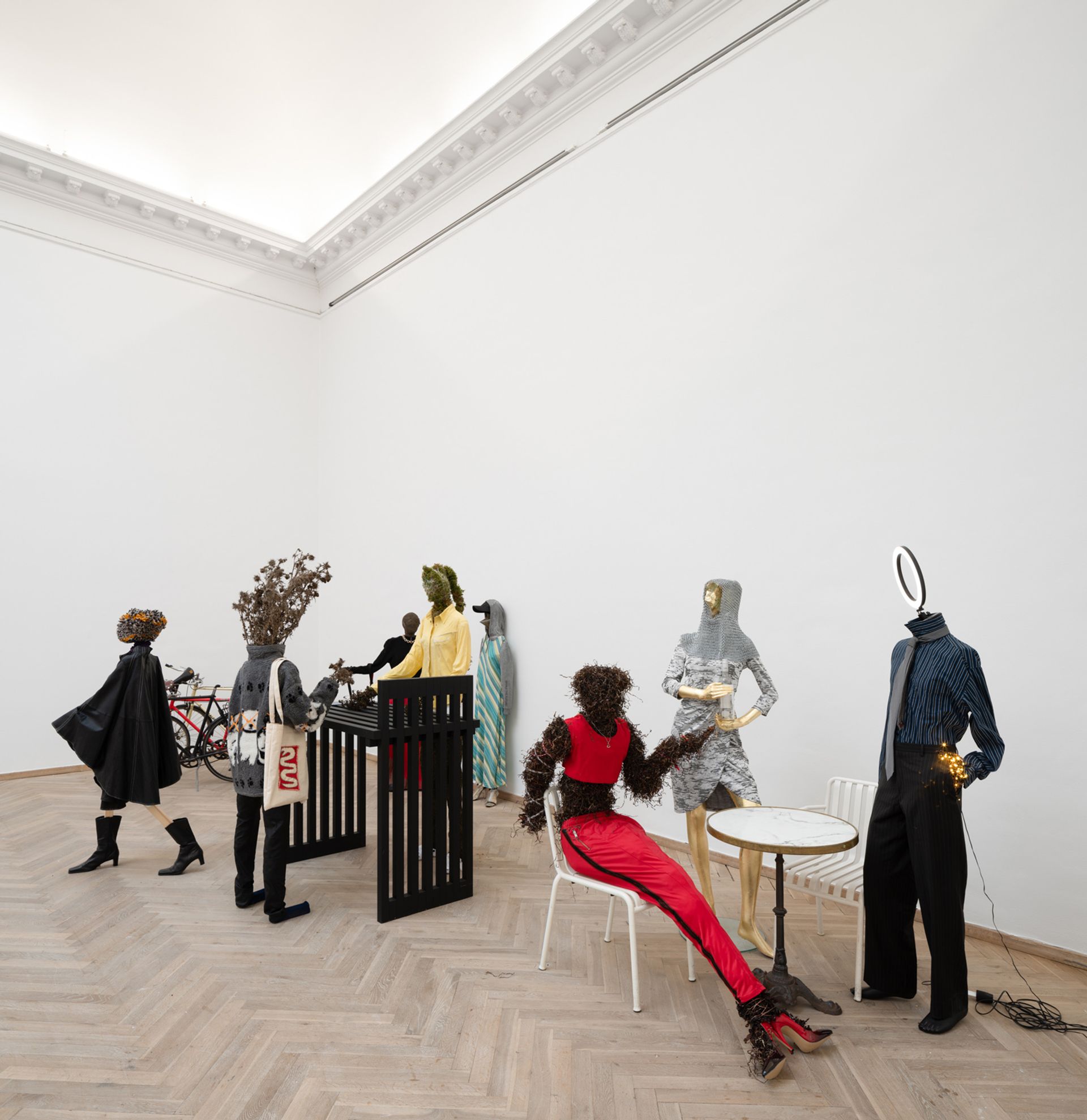 Rasmus Myrup, Salon des Refusés, 2020, Installation with clothes and natural materials at Kunsthal Charlottenborg, photo: David Stjernholm