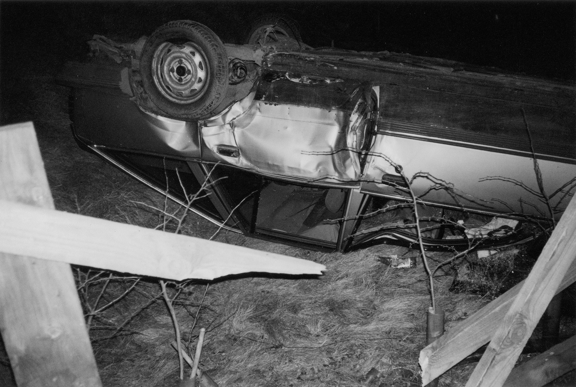 Anna McCarthy, Car crash (b/w), 2024, pigment print, 230 × 160 cm