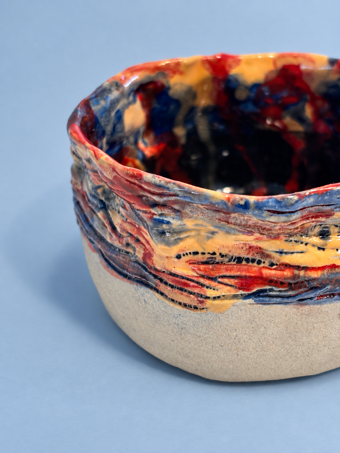 Caneca "born to create, forced to work"
