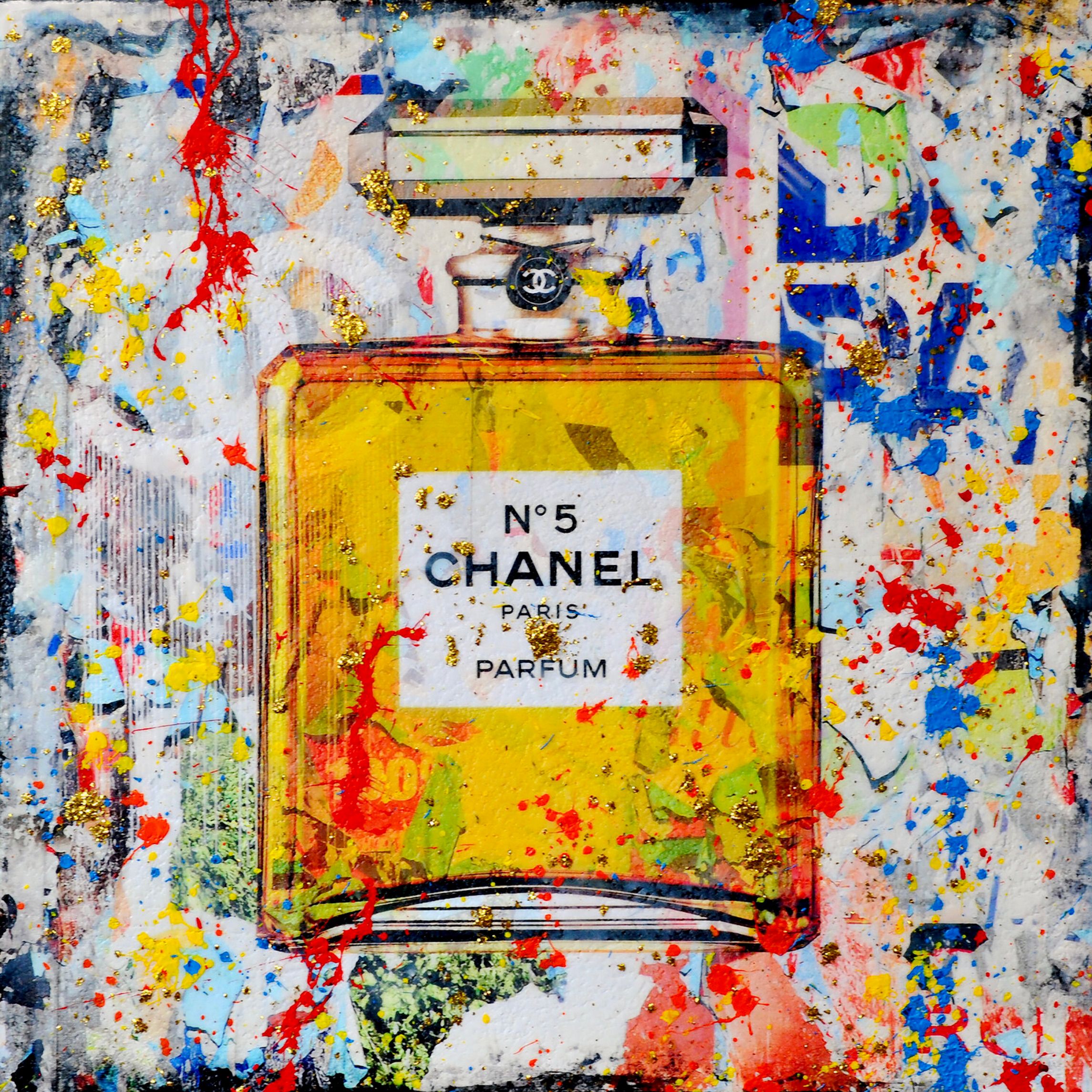 Chanel No.5" de Karin Vermeer es una combinación y procesamiento digital de fotografías, pinturas y collages en nuevas obras de arte pop en color.