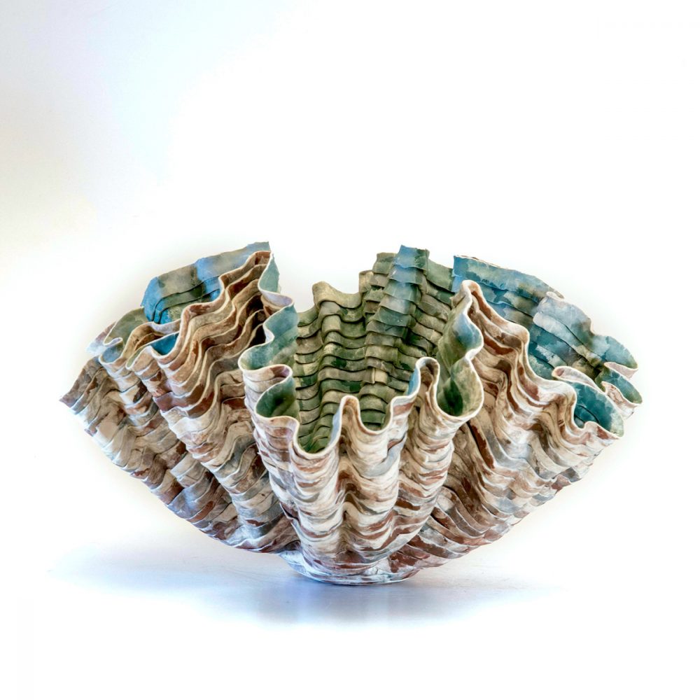 Sara Dario Sculpture en porcelaine Coquillage intérieur vert