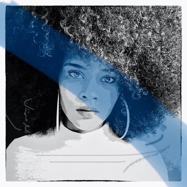 Ute Bruno digitale composition Portrait Fau mit Kreolen und lockigen Haaren Überlagerung blauer Pinselstrich