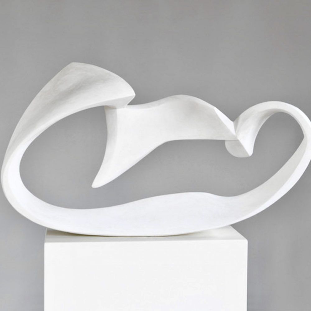 Carola Eggeling Skulptur weiß Wolkenform